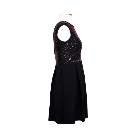 Black Sleeveless Backless Pleated Sequin Dress - Picture 3 of 5